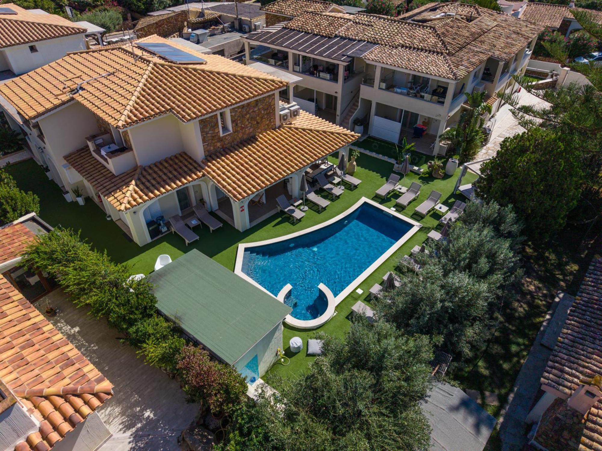 3 Hotel 3 Stelle Vicino a Cala Sinzias che Meritano
