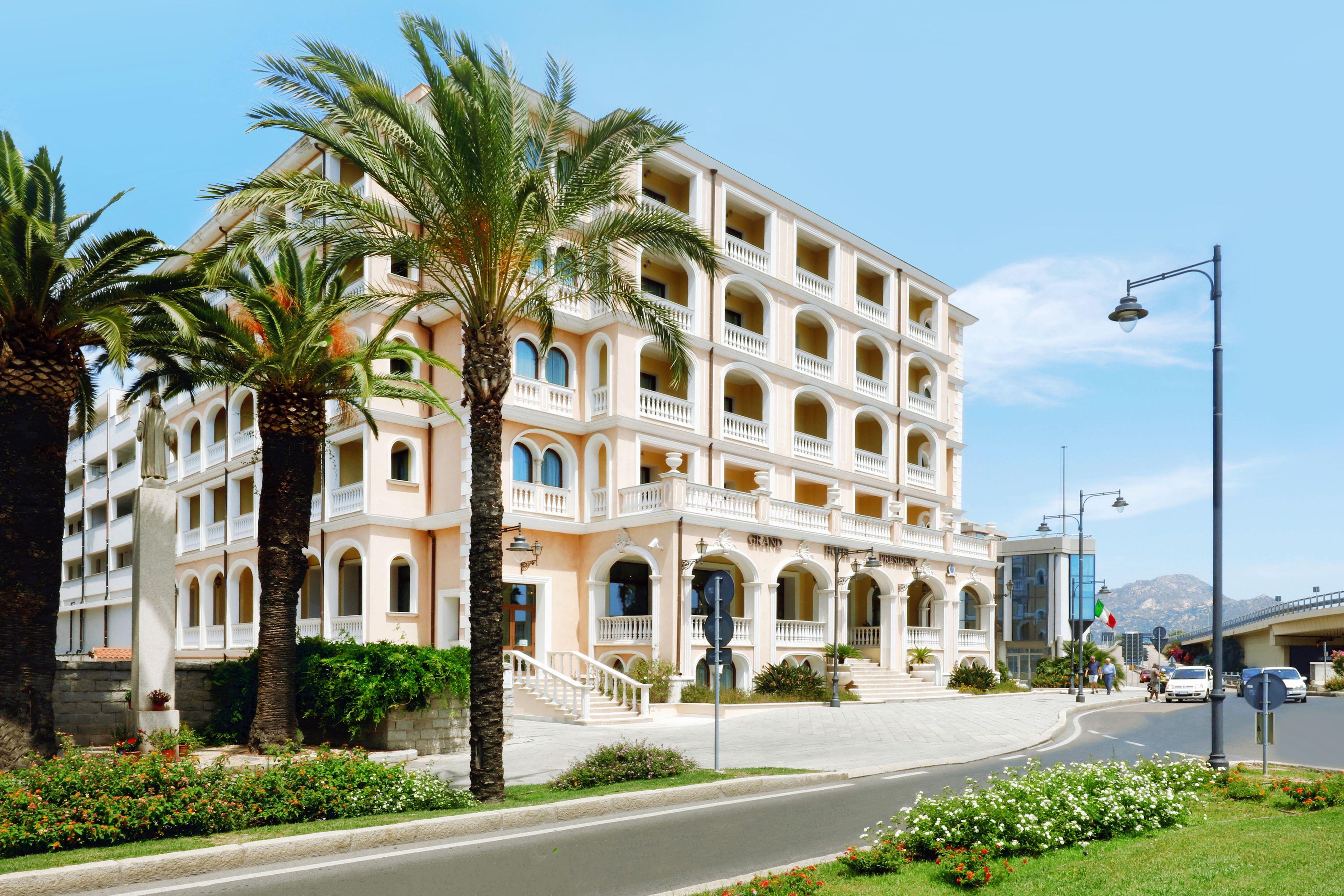 Dove Dormire a Olbia: I 2 Migliori Hotel 4 Stelle