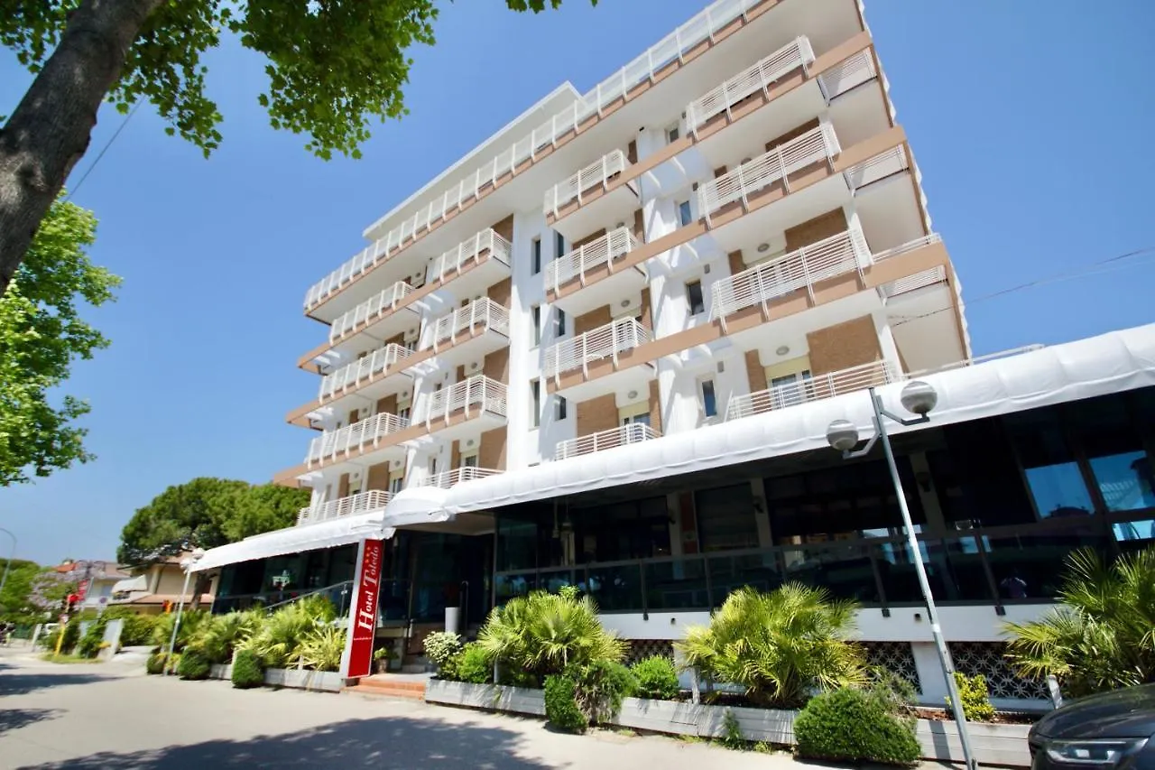 Dove Dormire a Piazza Mazzini: 5 Hotel Centrali a Jesolo